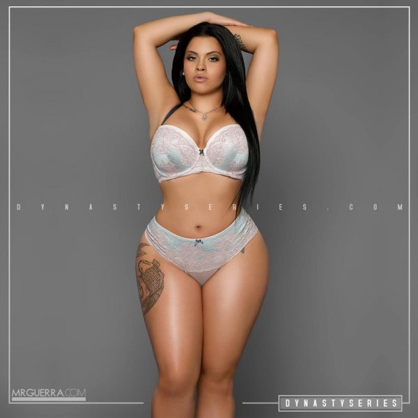 PHOTO | 00 131 600x600 - Jaz Huge Ass