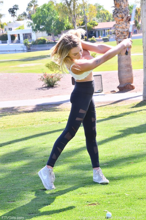 PHOTO | 05 56 600x902 - Super Busty Teen