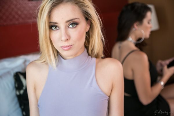 PHOTO | 01 27 600x400 - The Player