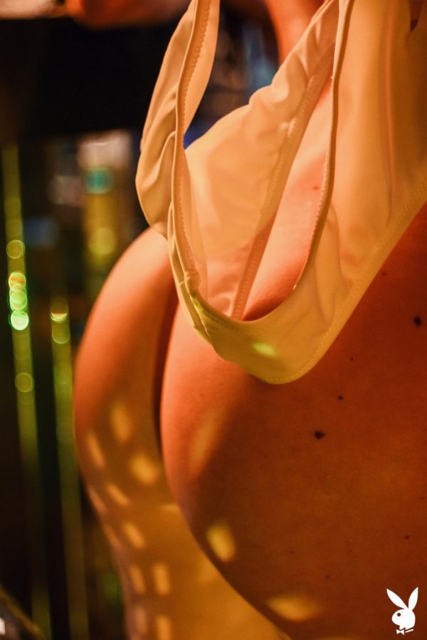 PHOTO | 06 95 600x900 - Shauna Sexton