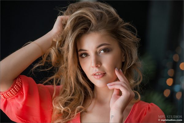 PHOTO | Kaitlin 00 600x401 - Kaitlin In Shining Star