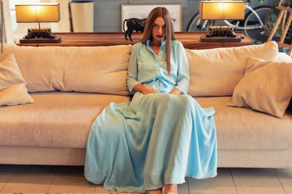 PHOTO | Alina 00 600x400 - Alina In Comfort Zone