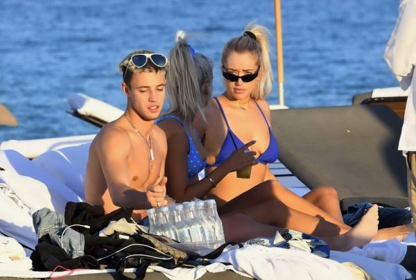 PHOTO | Anastasia Karanikolaou 14 600x404 - Talia In Collectors Cut