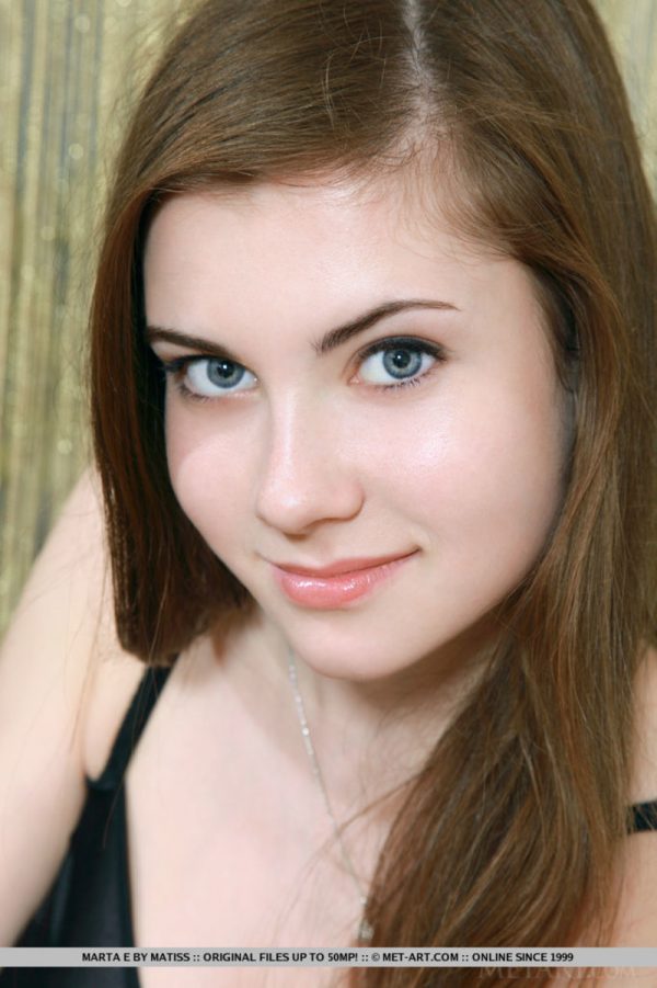 PHOTO | 00 62 600x901 - Cute Teen Marta E
